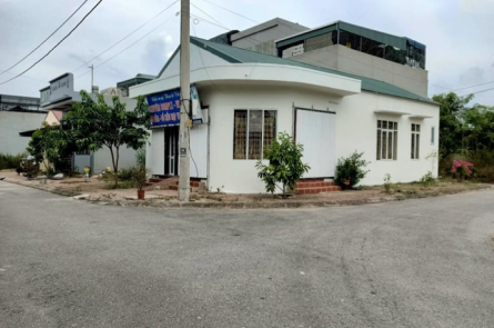 Bán nhà 2 mặt tiền khu Nam Lê Hồng Phong TP Hưng Yên