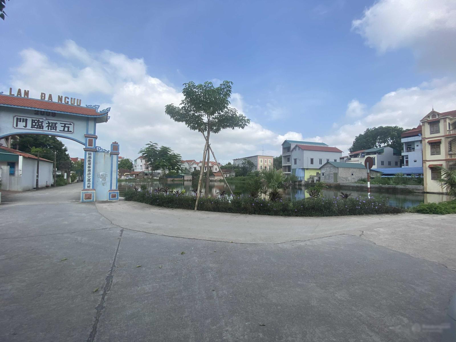 Cần bán lô đất 54,5 m² gần chợ tại Tân Tiến, Văn Giang, Hưng Yên
