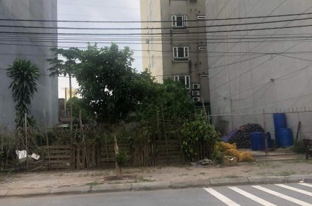 Chính chủ cần bán lô đất 90m2 đẹp tọa ngay cạnh Khu đô thị Lạc Hồng Phúc. Đối diện công ty DONGYANGE & P VIỆT NAM.