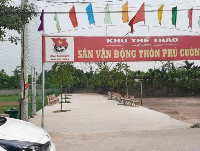 Cần bán siêu phẩm 99m2 Nhuế Dương, Khoái Châu, Hưng Yên. Giáp đê oto vào tận đất