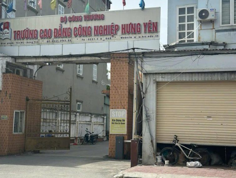 1 lô siêu phẩm: Sẵn nhà 3 tầng cho thuê phù hợp kinh doanh, giá siêu rẻ