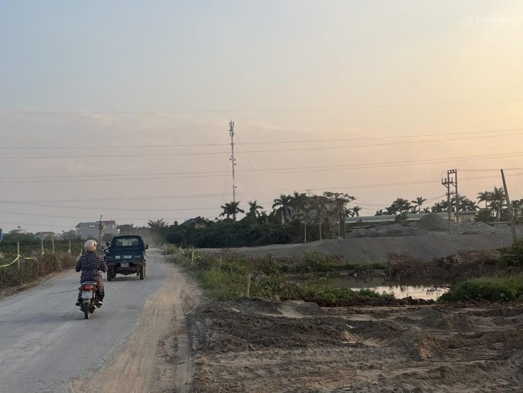 Chủ bán nhanh hơn 500m2 đất đối diện dự án 75ha tại Đông Tảo Khoái Châu. Cách Ecopark 6km