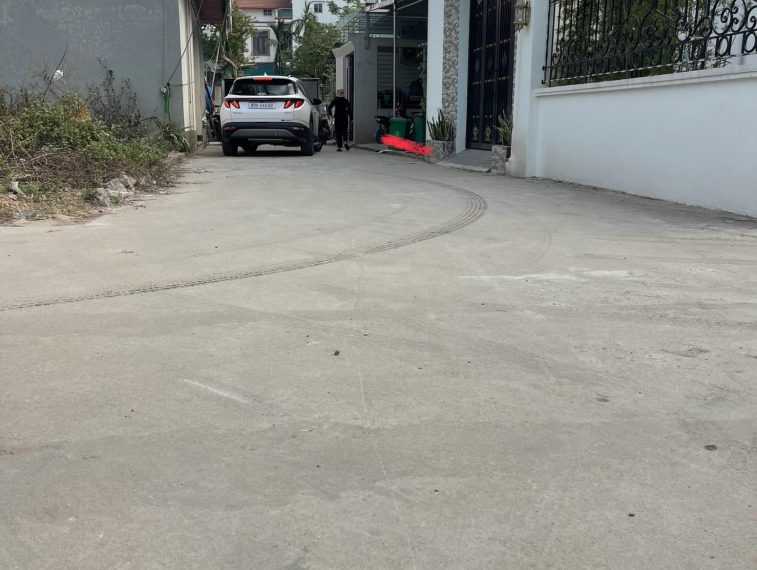 Bán nhanh lô đất tại Từ Hồ Yên Mỹ Dt. 68m Sổ đỏ pháp lí đầy đủ Vị trí đẹp, gần chợ nông sản Sông Hồng