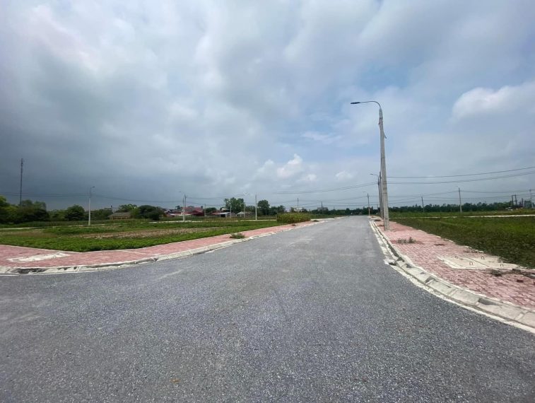 Lô góc 116m2 đấu giá Tống Trân, tại khu nghỉ dưỡng Khoáng Nóng do Sun group triển khai