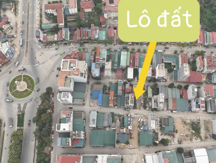 Chính chủ gửi bán lô 70m2 đấu giá vòng xuyến Văn Giang khu 4,3ha. Giá 15x/m2