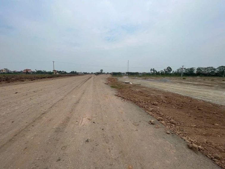Đất nền dự án siêu đẹp đối diện là KCN Tân Á Đại Thành đầu tư là thắng