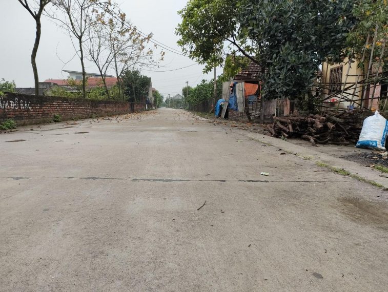 HÀNG ĐỘC RẺ DUY NHẤT! Bán 200m2 tại Nguyễn Trãi, Ân Thi, đường Trục Chính 2 ô tô tránh