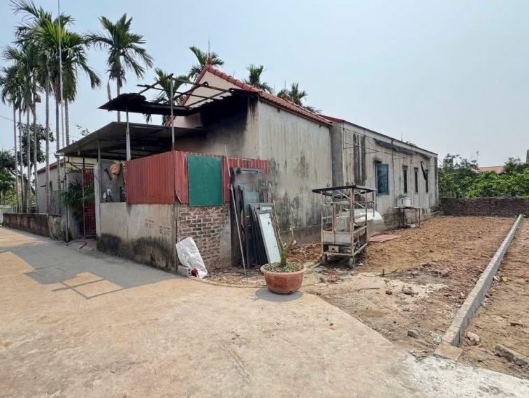 Chỉ với 2tỷ sở hữu ngay siêu phẩm ô tô vào đất tại Đan Kim- Liên Nghĩa 58.5m2 giáp đại lộ Đông Tây