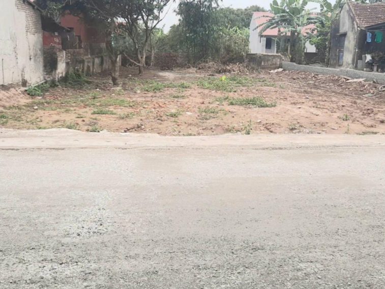 Chính chủ bán đất mặt đường Hoàng Hoa Thám – Vị trí kinh doanh sầm uất, gần UBND, chợ, KCN
