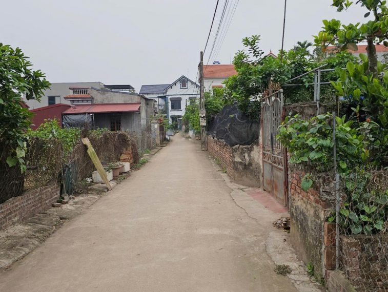 Chính chủ bán gấp 110m2 ngay đường Quy hoạch 30m ở Liên Nghĩa, Văn Giang