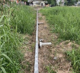 Bán lô 70m2 mặt phố đường 179-Đối diện bệnh viện Văn Giang. Mặt tiền: 5.4m. Hè rộng 8m. Giá: 8.8tỷ