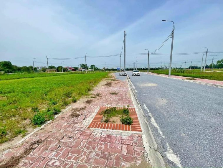 Cần bán lô biệt thự mặt tiền 10m tại đấu giá Tống Trân, Phù Cừ nơi có nguồn khoáng nóng