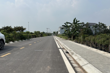 Bán đất đấu giá mặt đường như ảnh, có vỉa hè, ngay sát ĐH Bách Khoa và đường đại lộ đông tây 1