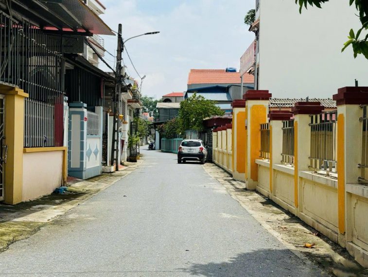 Bán đất 122,8m² trục chính kinh doanh Nghĩa Trụ, Văn Giang – Gần VHO, giá chỉ 39 triệu/m²