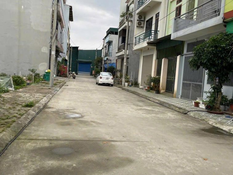 100m đấu giá Ngải Dương Đình Dù Văn Lâm lô áp góc đầy tiềm năng.