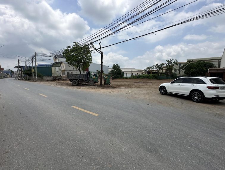 BÁN ĐẤT 800M2 (40M MT) có hành lang trước sau +1000M2 ĐƯỜNG 383 GẦN KCN TÂN DÂN, DT379 ,39A, CT 5B