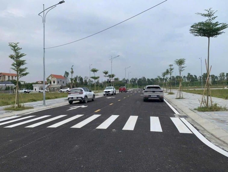 Siêu Phẩm Lô Đất Đấu Giá Vị Trí Kim Cương Ngay Trung Tâm KCN Vân Du – Ân Thi, Hưng Yên