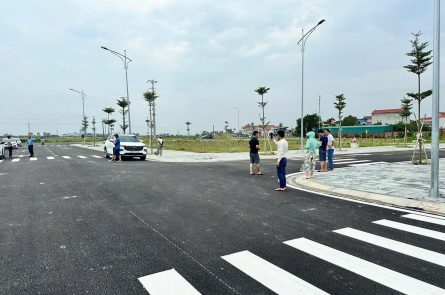 Siêu Phẩm Lô Đất Đấu Giá Vị Trí Kim Cương Ngay Trung Tâm KCN Vân Du – Ân Thi, Hưng Yên